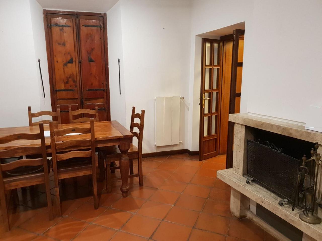 Big Apartment In Campo De Fiori Рим Екстериор снимка