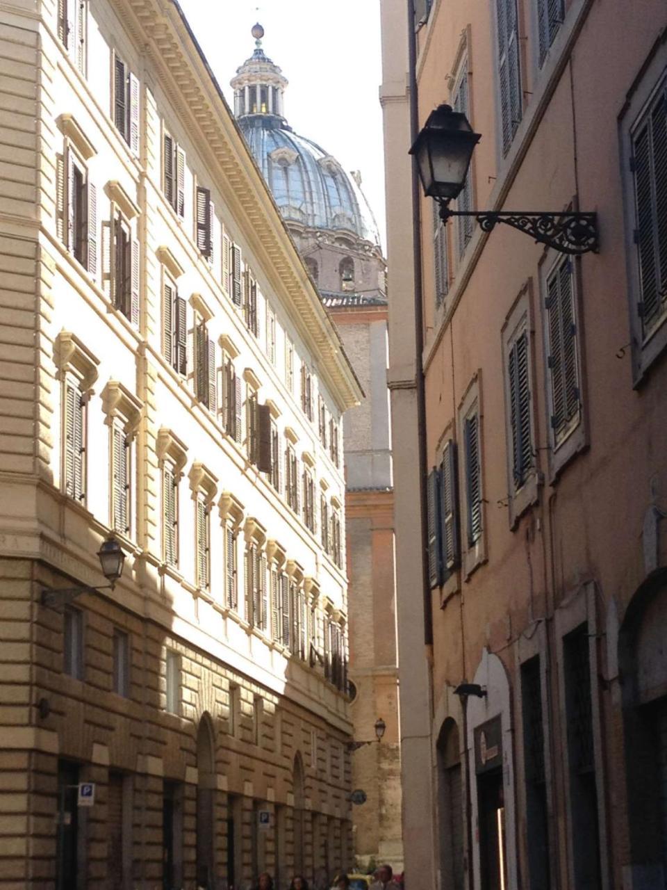 Big Apartment In Campo De Fiori Рим Екстериор снимка